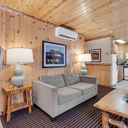 3 Peaks Resort & Beach Club Саут-Лейк-Таго Екстер'єр фото